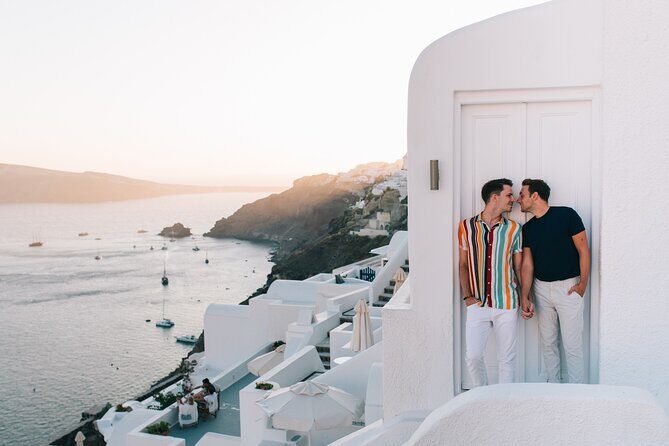 Santorini - Private Photoshoot with a Top Local Photographer - FAQ