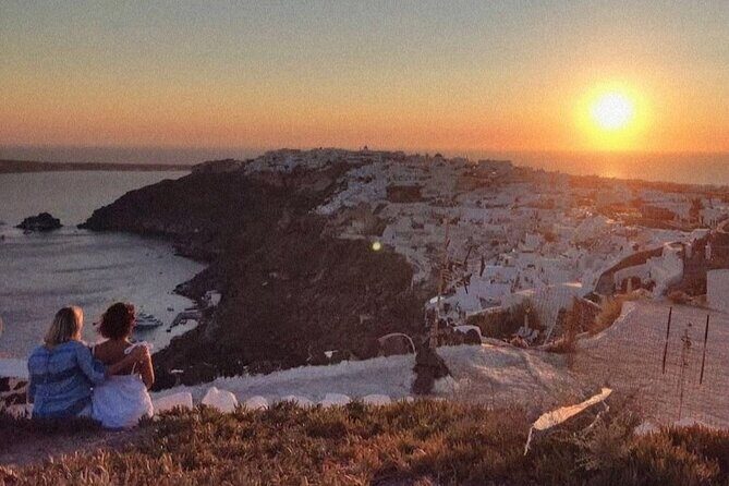 Santorini Private Roundtrip Transfer from/to Airport,Port & Hotel - An In-Depth Look at the Santorini Private Transfer Experience