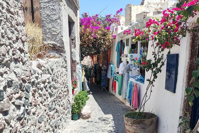 Santorini: Private Sightseeing Tour with Local Guide - The Serene Heart of Santorini