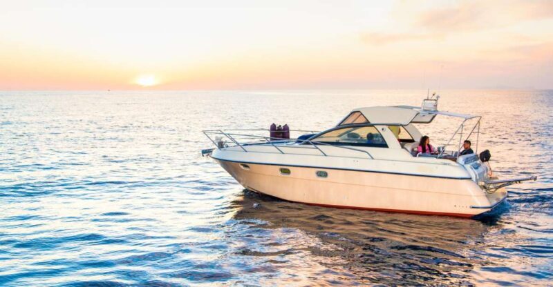 Santorini: Private Sunset Cruise with Barbecue and Drinks - Key Points