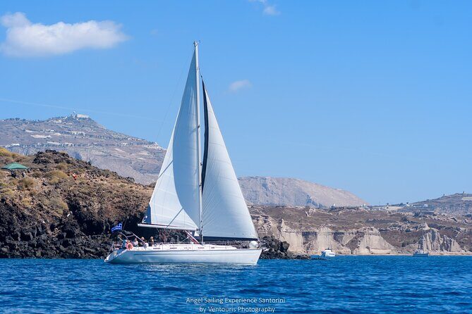 Santorini Private Sunset Sailing Tour with Dinner, Drinks &Transfer included - Key Points