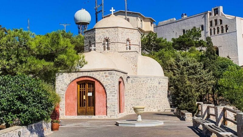 Santorini Private Tour : Scenic Caldera Viewpoints & Oia - How it Fits Different Travelers