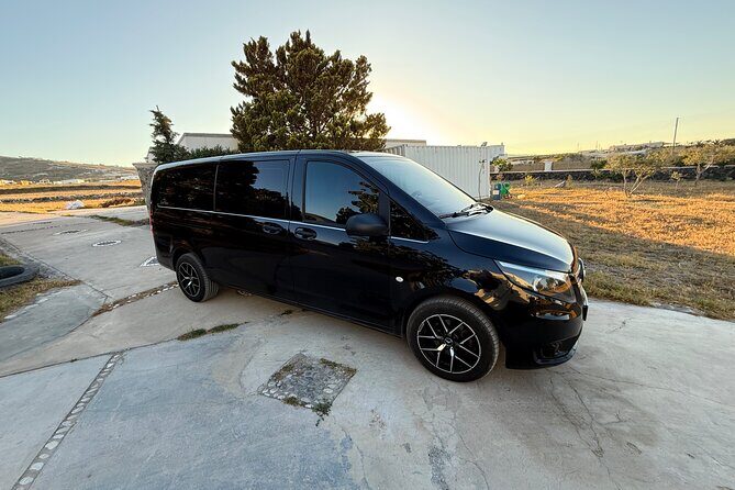Santorini Private Transportation - The Experience in Practice: What You Can Expect