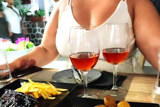 Santorini Private Wine Tasting Experience with private sommelier - Key Points