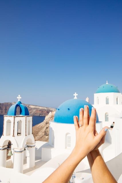 Santorini Proposal: A Luxury Photoshoot for Your Yes! Moment - The Sum Up