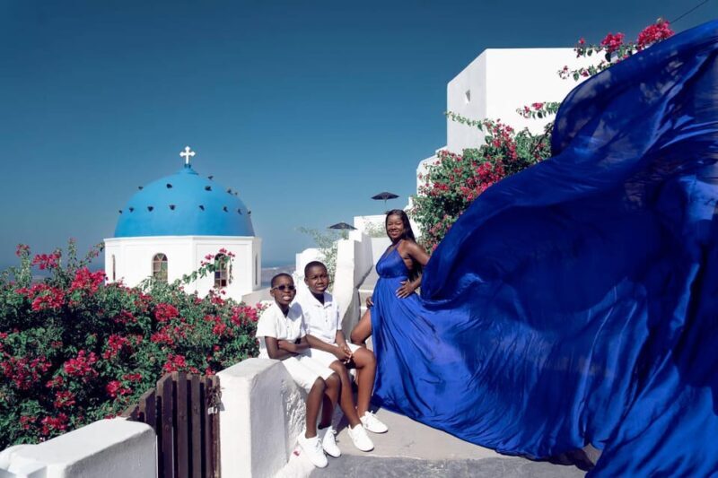 Santorini: Proposal Photoshoot l Private Entry to blue Dome - The Experience in Detail