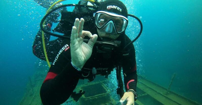 Santorini: Scuba Diving Experience in Caldera for Beginners - Experience Provider: Santorini Scuba Academy