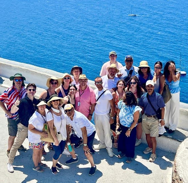 Santorini: Shore Excursion to Oia for Cruise Ship Passengers - Key Points