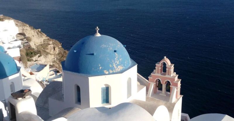 Santorini: Small-Group Highlights Tour of Venetian Castles - Exploring Akrotiri and the Black Sand Beach