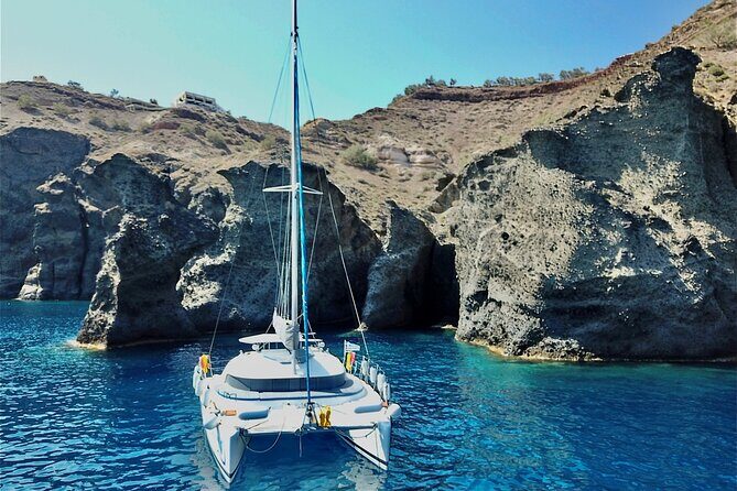 Santorini: Special Occasions Catamaran Cruise, All Inclusive - FAQs About the Santorini Special Occasions Catamaran Cruise