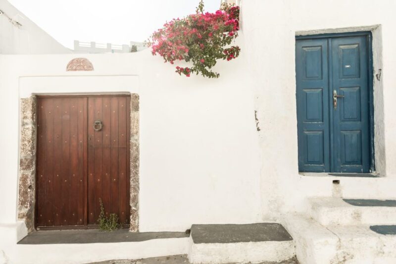Santorini: Spend The Day With A Local - What’s Included and What’s Extra?