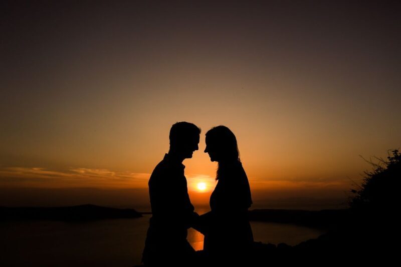 Santorini: Sunset Photo Shoot with a Personal Photographer - Who Will Love This Experience?