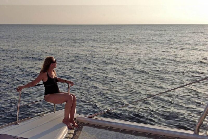 Santorini: Sunset Sailing Cruise, with Dinner and Drinks - Sunset Serenity: The Grand Finale