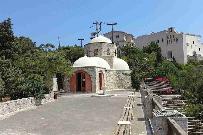 Santorini: The Perfect 6-Hour Highlight Island Tour! - Transport and Group Size