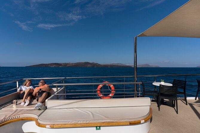 Santorini Tour of Caldera with Glass bottom Boat - FAQ