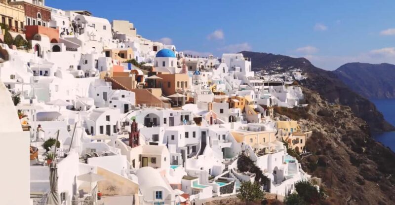 Santorini Tour with Pick-up from Heraklion - FAQs