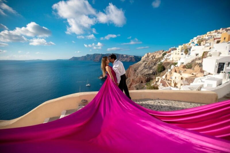Santorini: Unique Flying Dress Photoshoot Experience - Who Should Consider This Experience?
