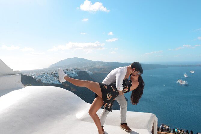 Santorini Vacation Photoshoot - FAQs
