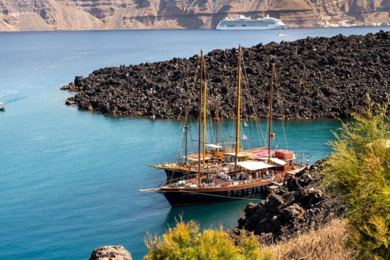Santorini: Volcanic Islands Cruise with Hot Springs Visit - Exploring the Itinerary: What You Can Expect
