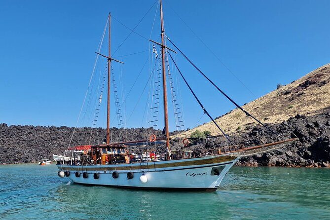 Santorini - Volcano and Hot springs - Diving Into the Details: What to Expect