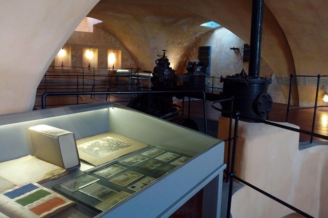 Santorini Wine Tasting and Sunset Getaway Small Group Tour - Frequently Asked Questions