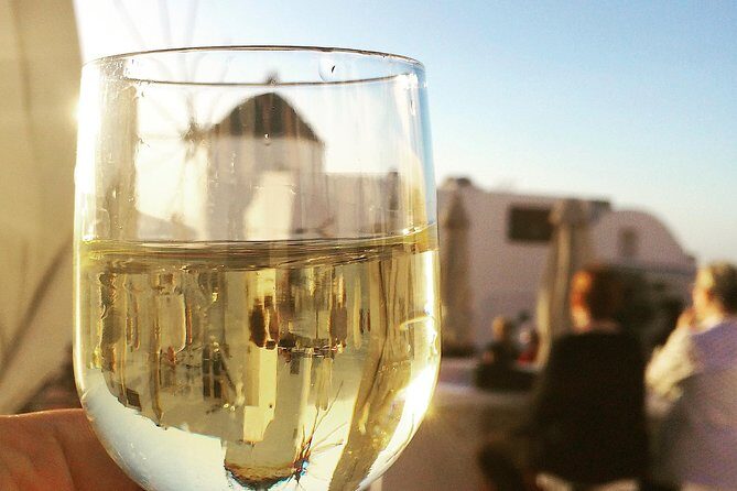 Santorini Wine Tour with sunset in Oia - Exploring the Santorini Wine Tour with Sunset in Oia: A Detailed Look