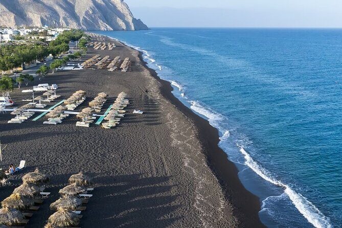 Santorini Winter Panorama - Key Points