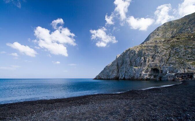 Santorini_All time Classic in Santorini - The Itinerary: What to Expect and Why It Matters