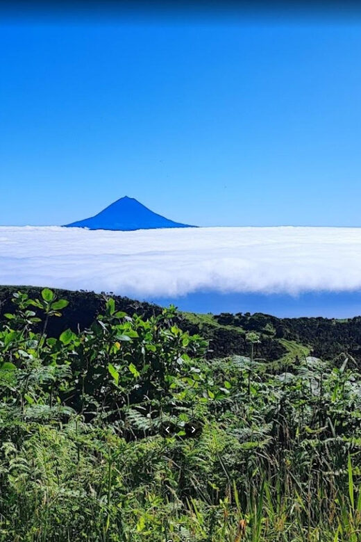 São Jorge: PR01 Hike & Tour - Full Day Adventure - Key Points