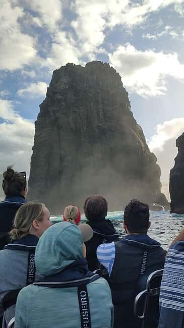 São Miguel: Boat Tour Volcanic Wonders, Caves & History - Discovering the North Coast of São Miguel: A Scenic Waterway Adventure