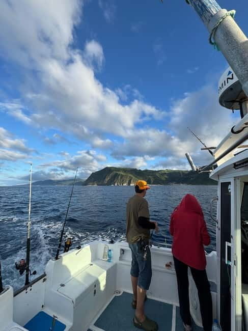 São Miguel: Boat Trip with SUP, Snorkelling & Barbecue - The Itinerary: What to Expect