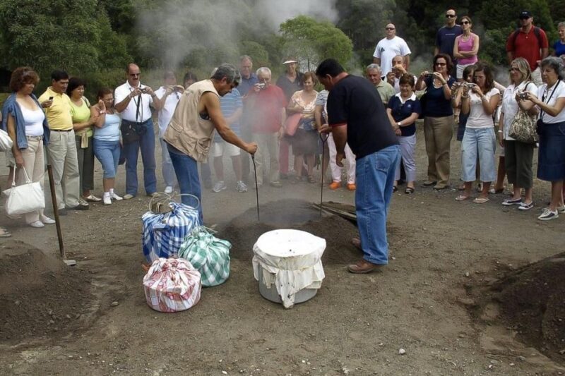 São Miguel: Full-Day 4WD Jeep Tour to Furnas with Lunch - Visiting a Tea Plantation