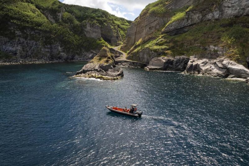 São Miguel: Santa Iria Bay Snorkeling Tour with Music - Why This Tour Is Perfect for Certain Travelers