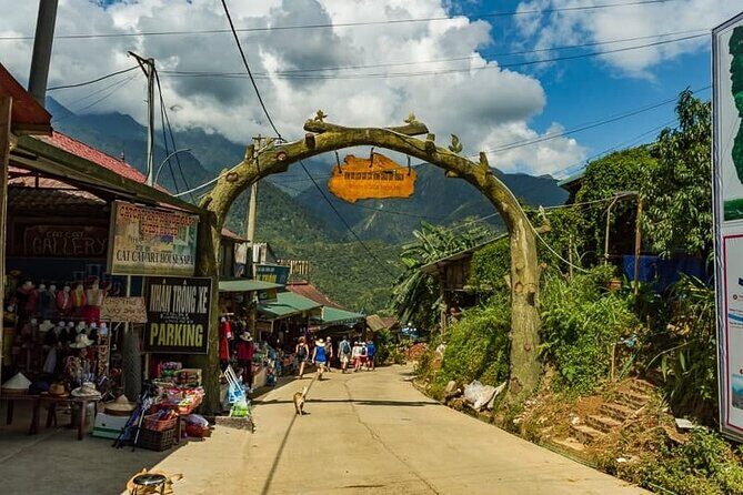 Sapa 2 Days 1 Night From Hanoi by Limousine (Hotel Overnight) - FAQs
