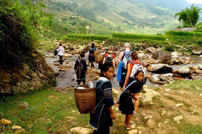 Sapa 2D1N Trekking to Giang Ta Chai Village from Hanoi by Bus - An In-Depth Look at the Sapa 2D1N Tour