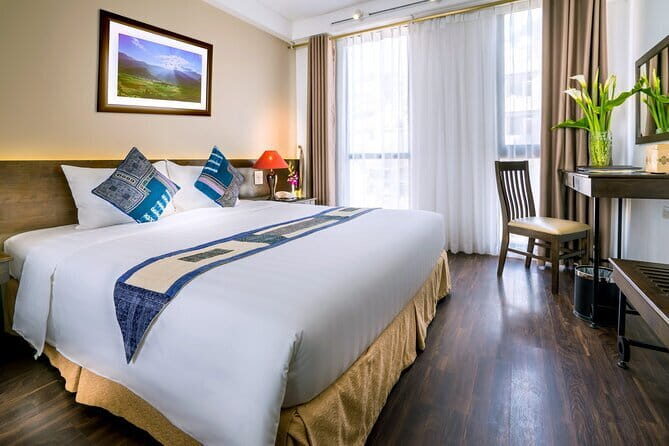 Sapa Trek 2days/1night - HOTEL 4 STAR - From Hanoi by Expressway - The Journey from Hanoi to Sapa