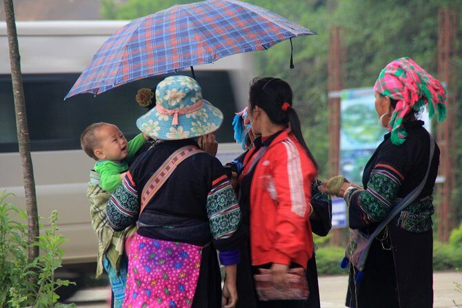 Sapa Villages trekking and homestay 2 Days/ 1 night package tour: best selling - The Sum Up