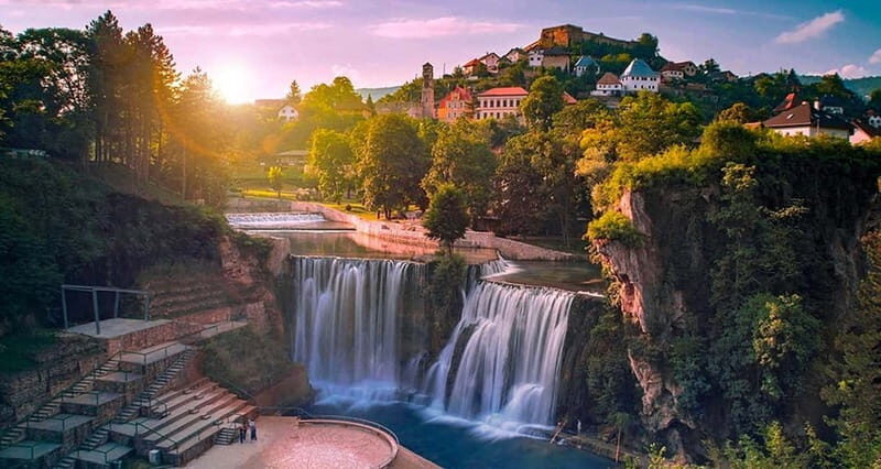 Sarajevo: Day Tour to Jajce, Travnik, Waterfalls, Pliva Lake - Discovering Bosnia’s Heritage and Natural Beauty in One Day