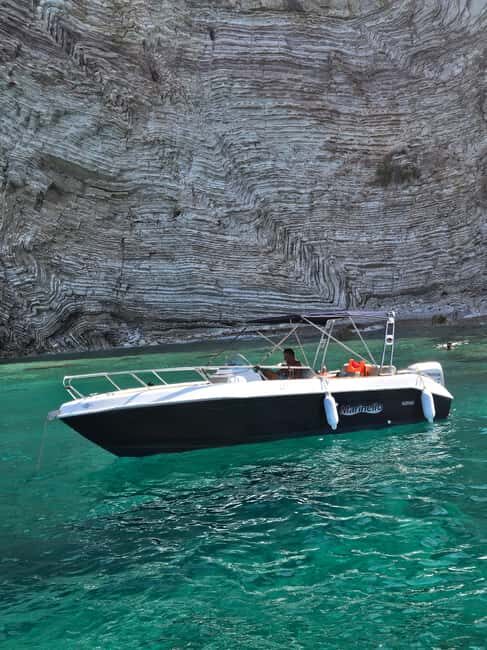 Sarandë: Boat Tour to Kroreza with Snorkel and free Umbrella - Starting Point: Kristal Boat Tours