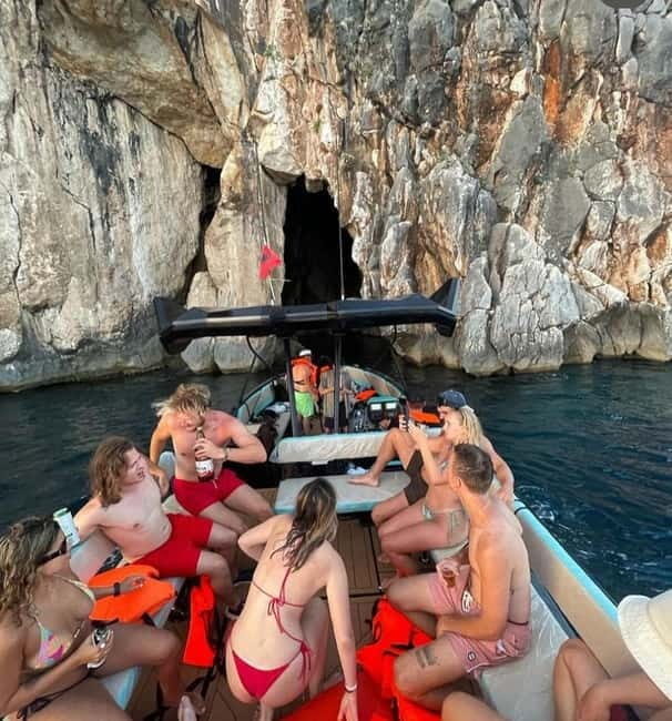 Sarandë: Boat tour to Krorza included umbrella&sunbeds - Key Points