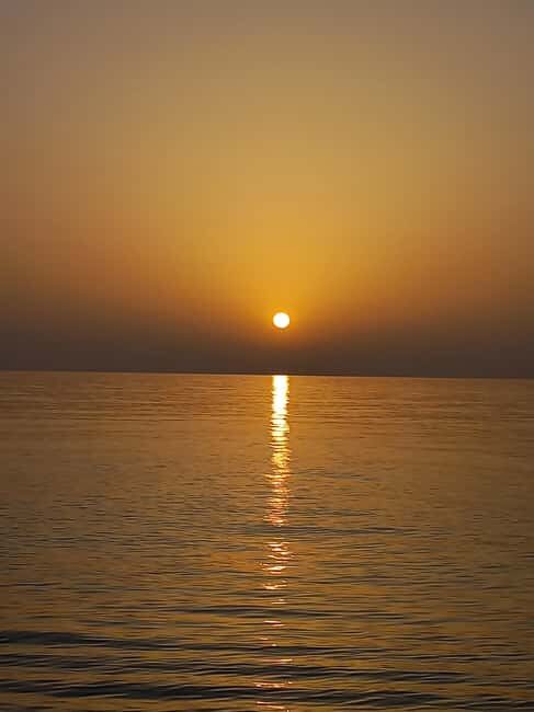 Sarandë: Exclusive Relaxing Sunset Tour with Wine & Fruits - Pricing and Value