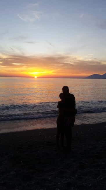 Sarandë: Exclusive Relaxing Sunset Tour with Wine & Fruits - FAQ