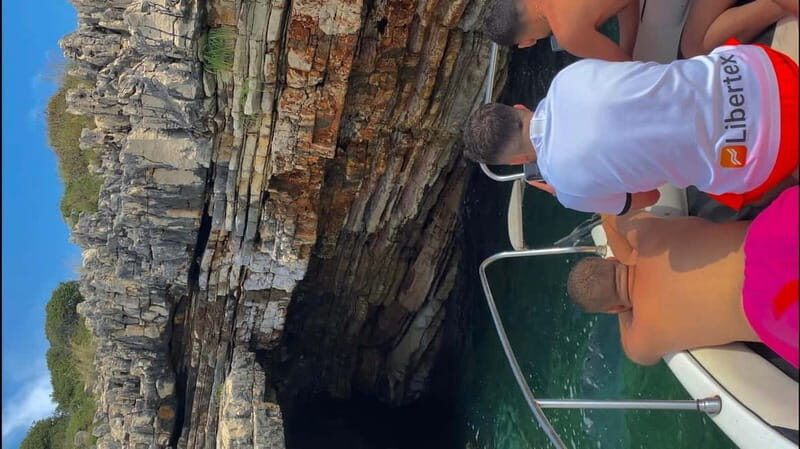 Sarandë: Private boat tour to Kroreza Bay & free sunbeds - Whats Included & Whats Not