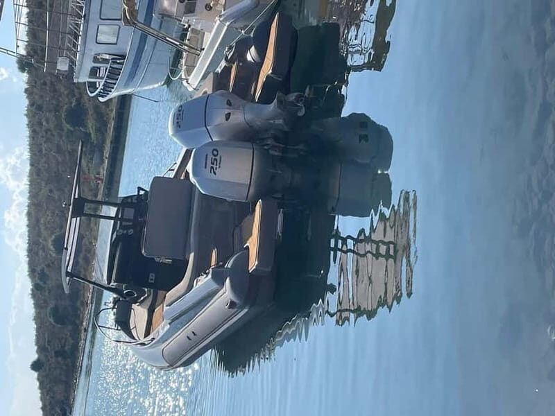 Sarandë: Private boat tour to Kroreza Bay & free sunbeds - Authenticity & Reviews: What Travelers Say