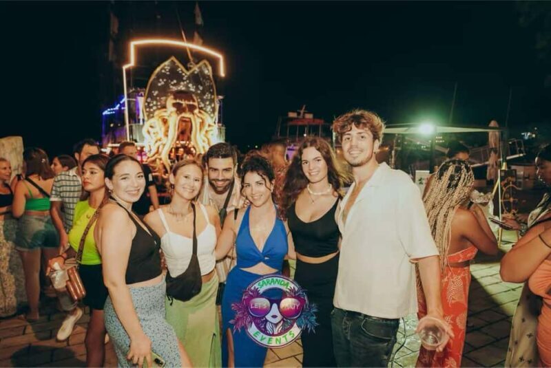 Sarande: Pub Crawl & Boat Party, 6 Shots, 1 Beer Club Entry - The Value of the Included Items