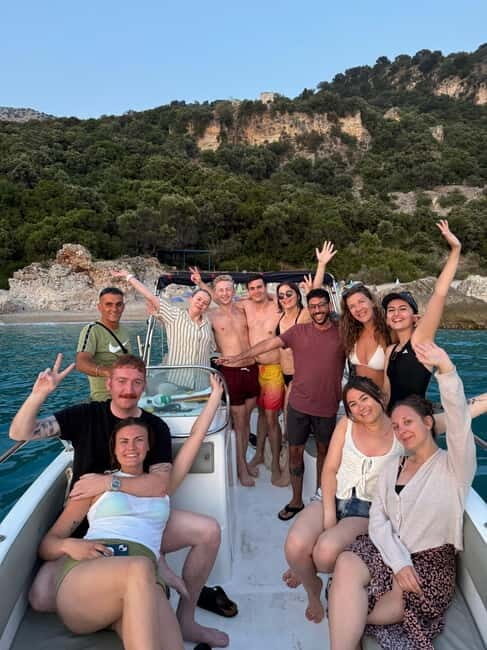 Sarandë: Sunset boat tour with local wine - An In-Depth Look at the Sunset Boat Tour