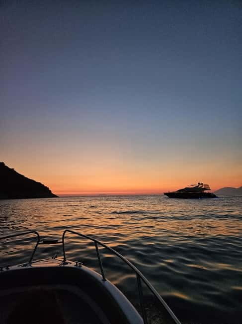Sarandë: Sunset boat tour with local wine - Who Will Love This Experience?