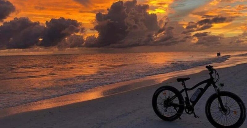 Sarasota: Siesta Key Electric Bike Sunset Tour - Professional Photos — No Extra Cost