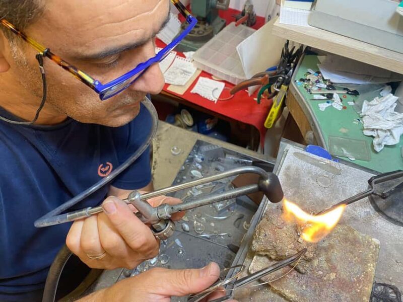 Sassari: Sardinian Filigree Jewelry Workshop - Key Points