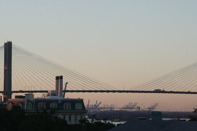 Savannah Bar Crawl by the Bridge - Key Points